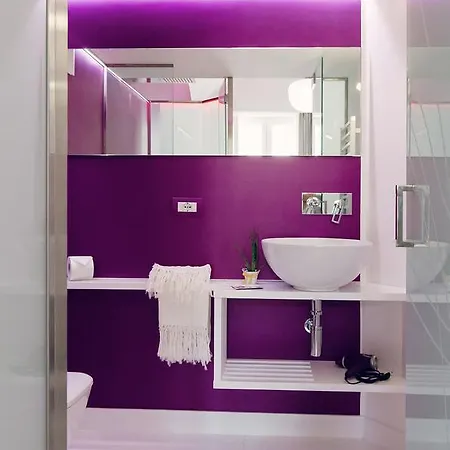 In ゲストハウス 3*