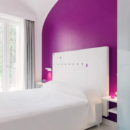 In ゲストハウス 3*